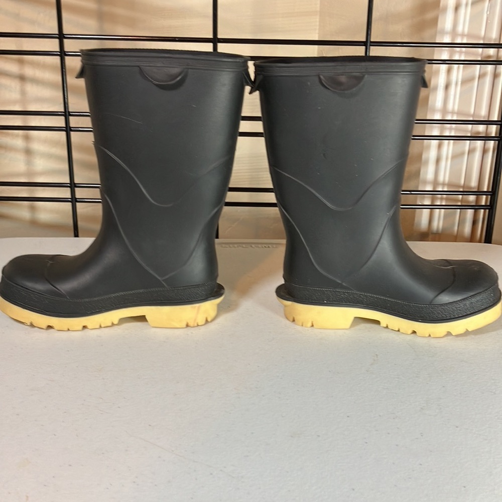 EUC Weather Stars by Tingley Black Rubber Boots Size 8 Toddler - Picture 2 of 10